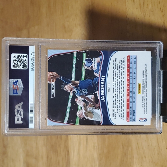 2019 Panini Chronicles Ja Morant ( Green ) PSA 9 Card # 253. - Picture 2 of 2